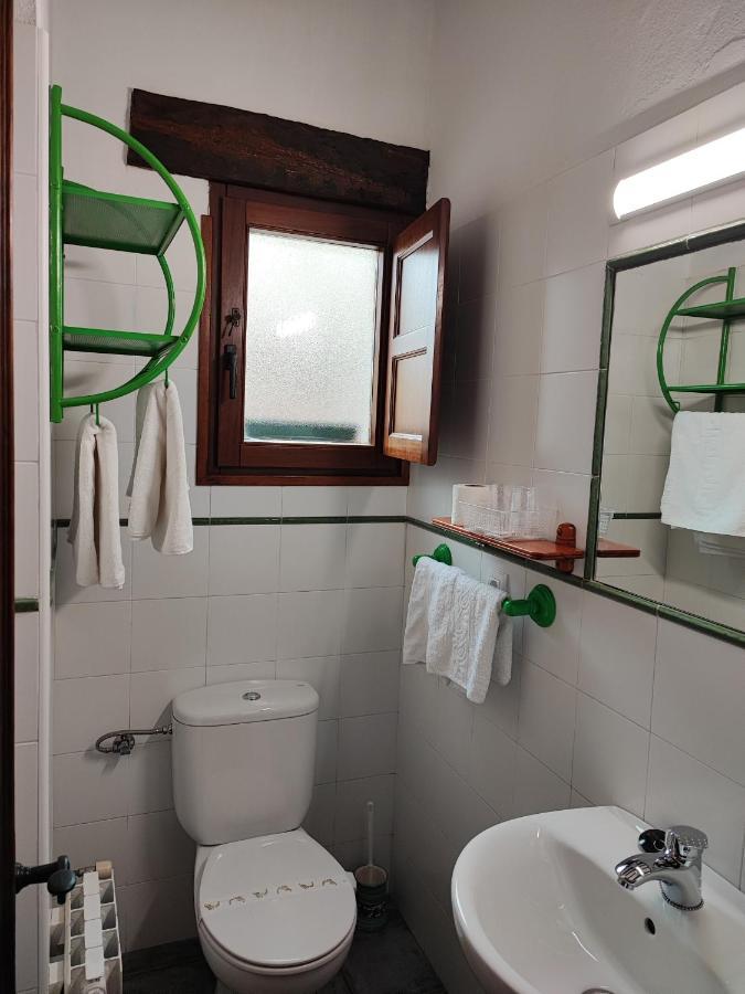 Pasaje San Jorge Hotel Комилас Екстериор снимка